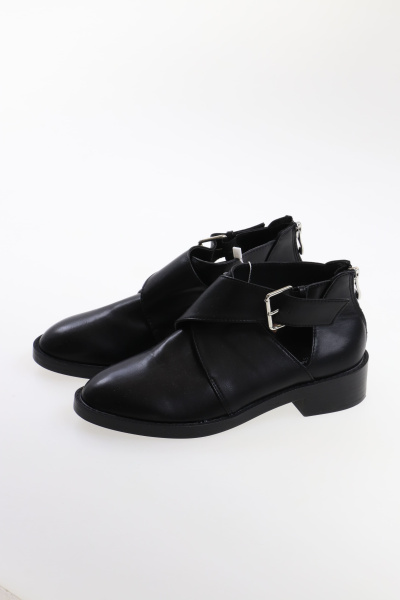 14341 (2) Pull & Bear